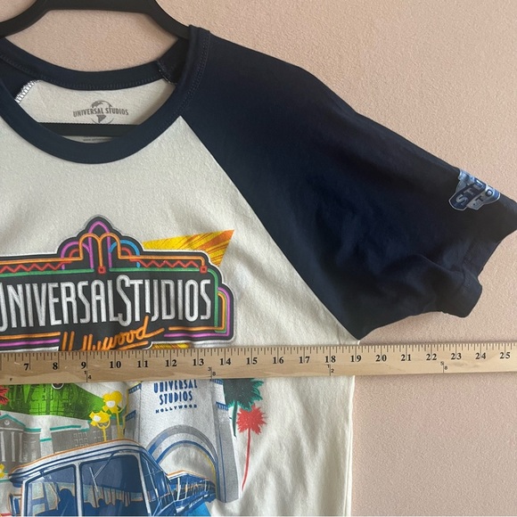 Universal Studios Graphic‎ Print Tshirt Size M - Picture 8 of 10